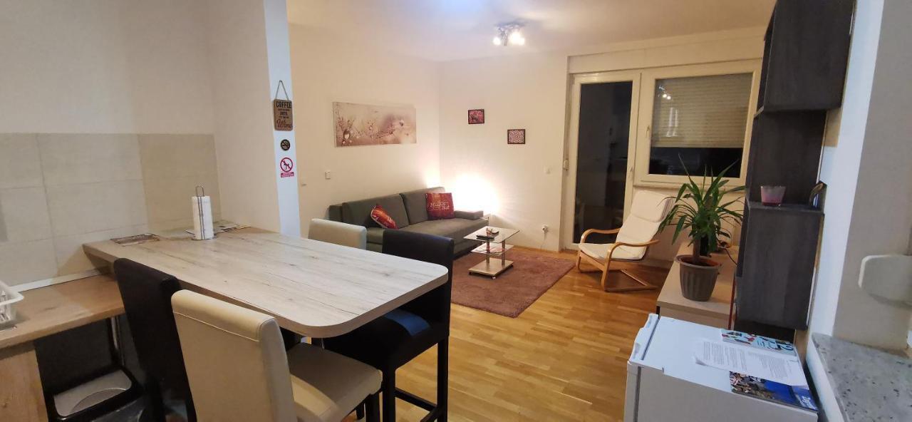 Apartment Daphnia Zagreb Exterior photo
